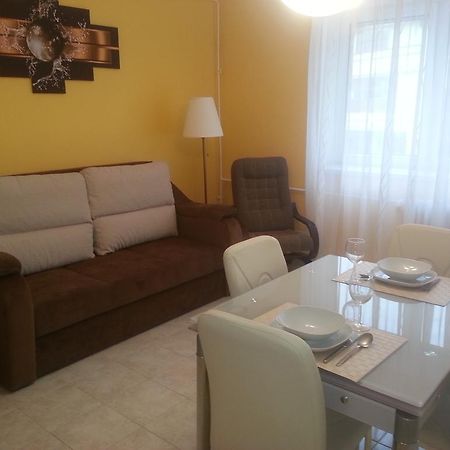 Szinva Apartman Miskolc Esterno foto