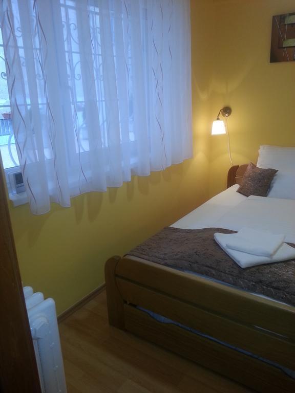 Szinva Apartman Miskolc Esterno foto