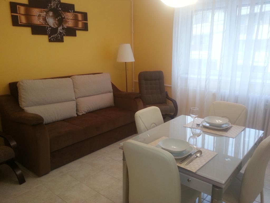 Szinva Apartman Miskolc Esterno foto